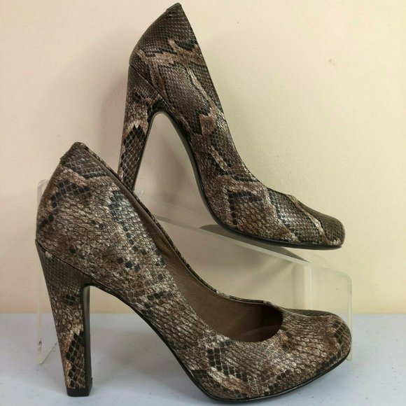Jessica Simpson Jessica Brown Snake Print Pump - Picture 1 of 8